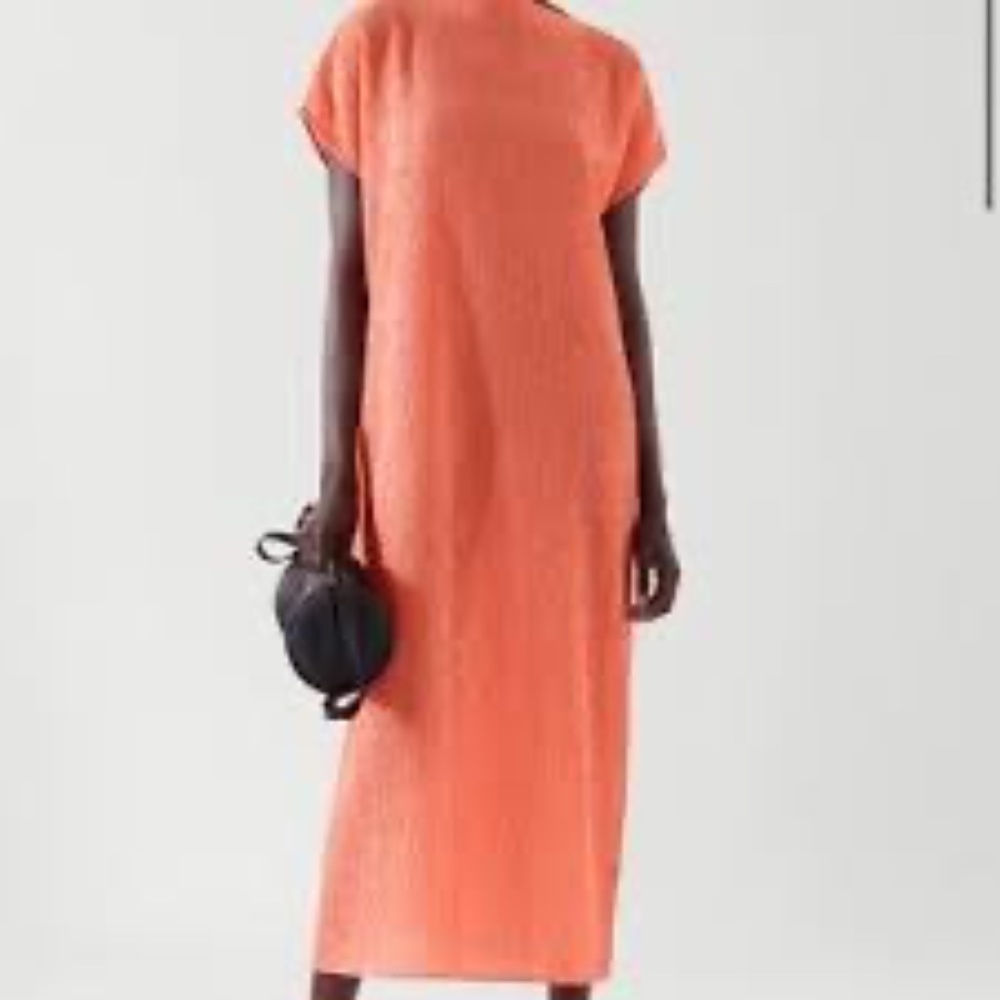 Cos Crinkled Maxi Dress in Light Orangebig cover
